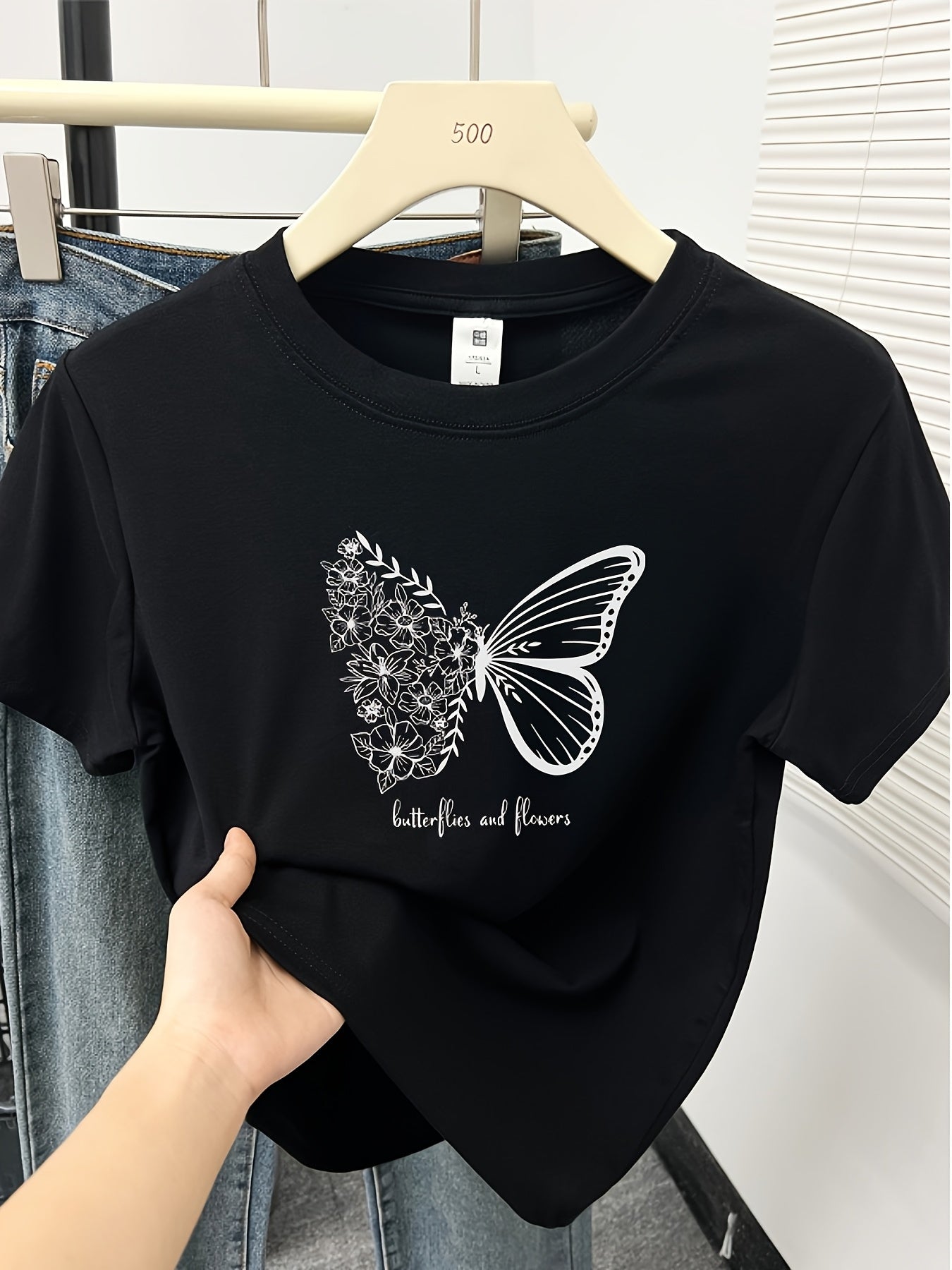 Women's Summer Butterfly Floral Print Short Sleeve T-Shirt - Light Grey Slim Fit Round Neck Casual Streetwear Top, Machine Washable Spring/Summer Fashion Tee, Butterfly Shirt, Comfortable Fabric