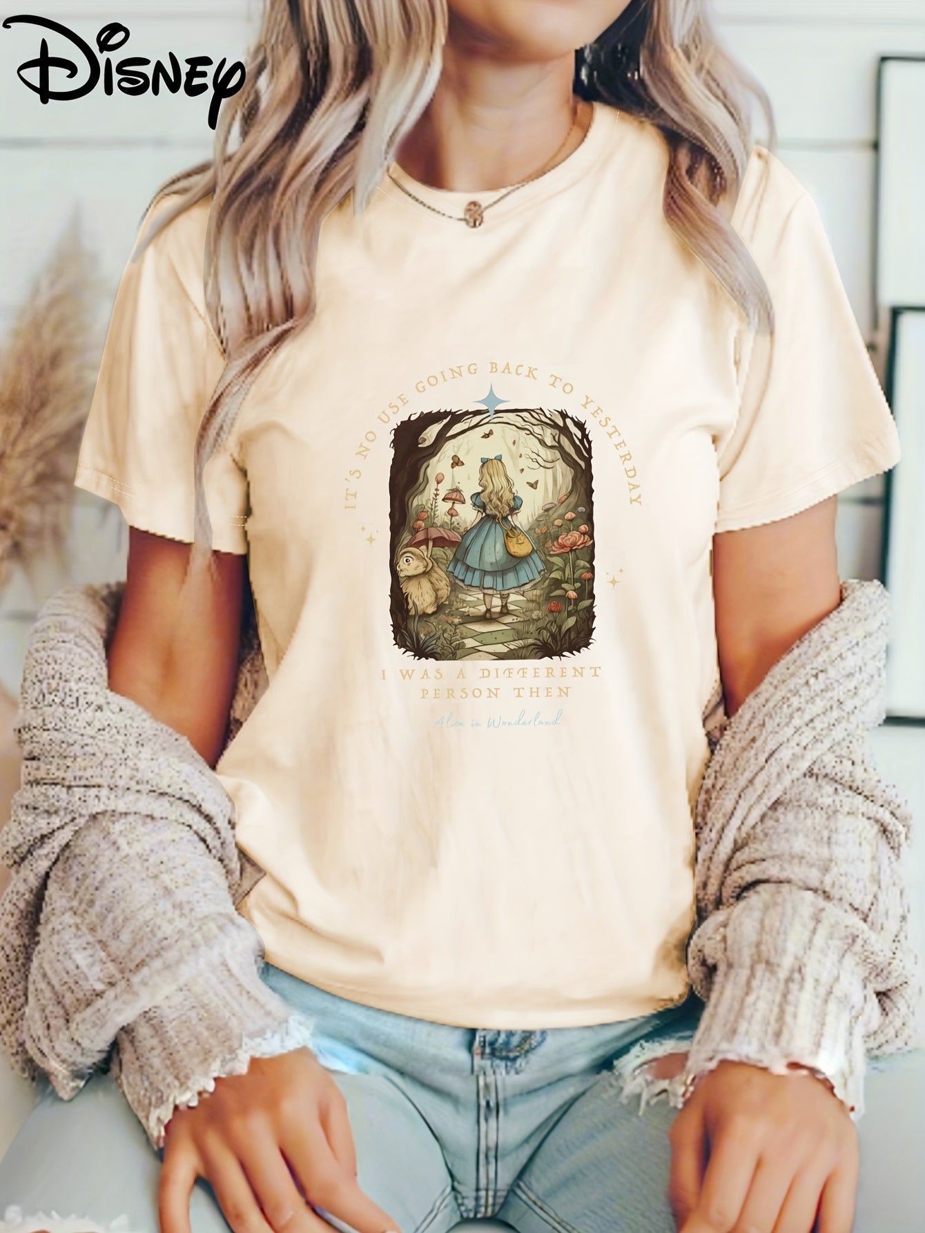 [Vintage Alice Tee] Vintage Lightweight Alice in Wonderland Graphic Tee | Casual Short-Sleeve Shirt with Storybook Design, Everyday Comfort, Machine Washable Polyester, Spring/Summer/Fall Wear