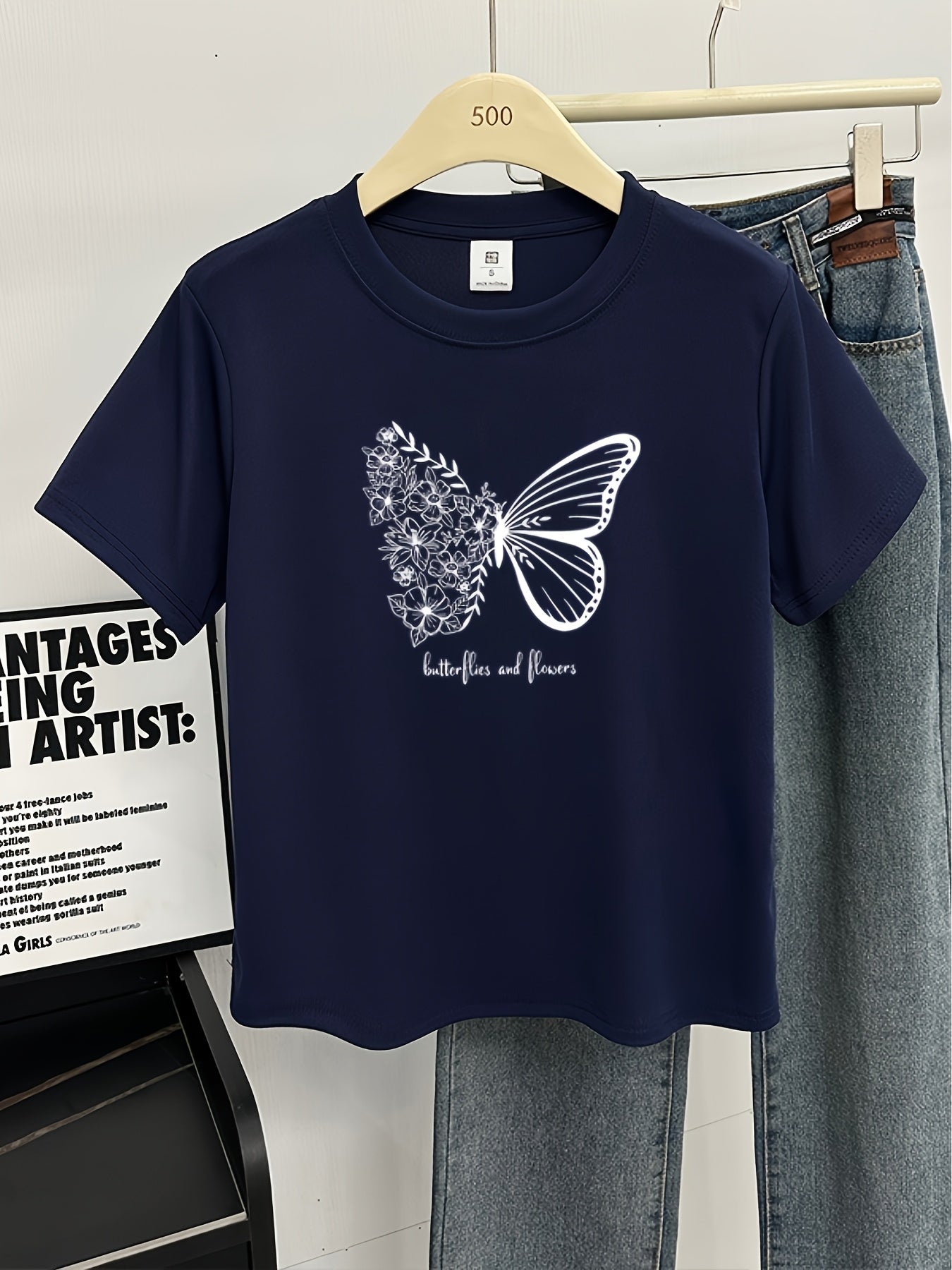 Women's Summer Butterfly Floral Print Short Sleeve T-Shirt - Light Grey Slim Fit Round Neck Casual Streetwear Top, Machine Washable Spring/Summer Fashion Tee, Butterfly Shirt, Comfortable Fabric