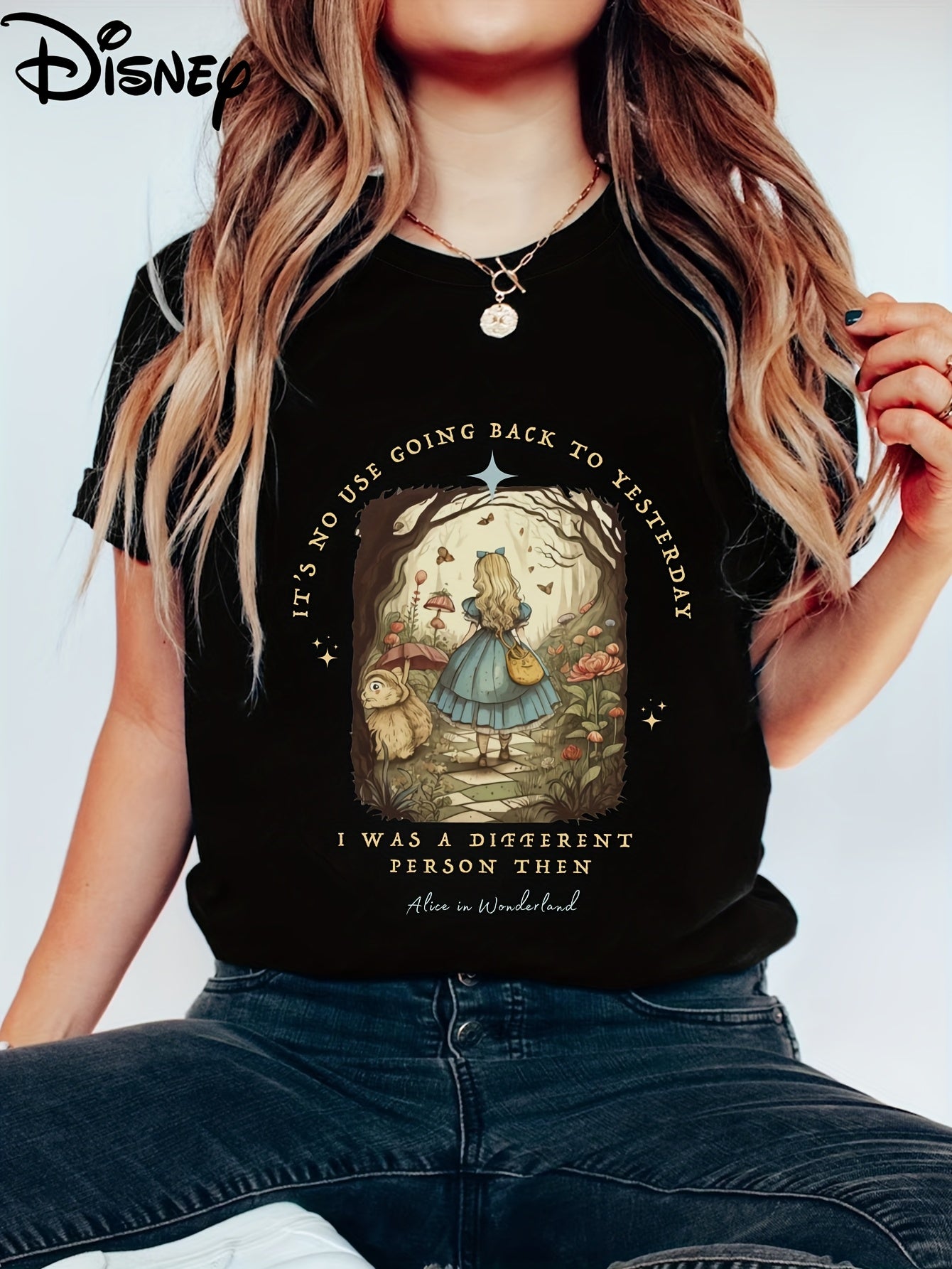 [Vintage Alice Tee] Vintage Lightweight Alice in Wonderland Graphic Tee | Casual Short-Sleeve Shirt with Storybook Design, Everyday Comfort, Machine Washable Polyester, Spring/Summer/Fall Wear