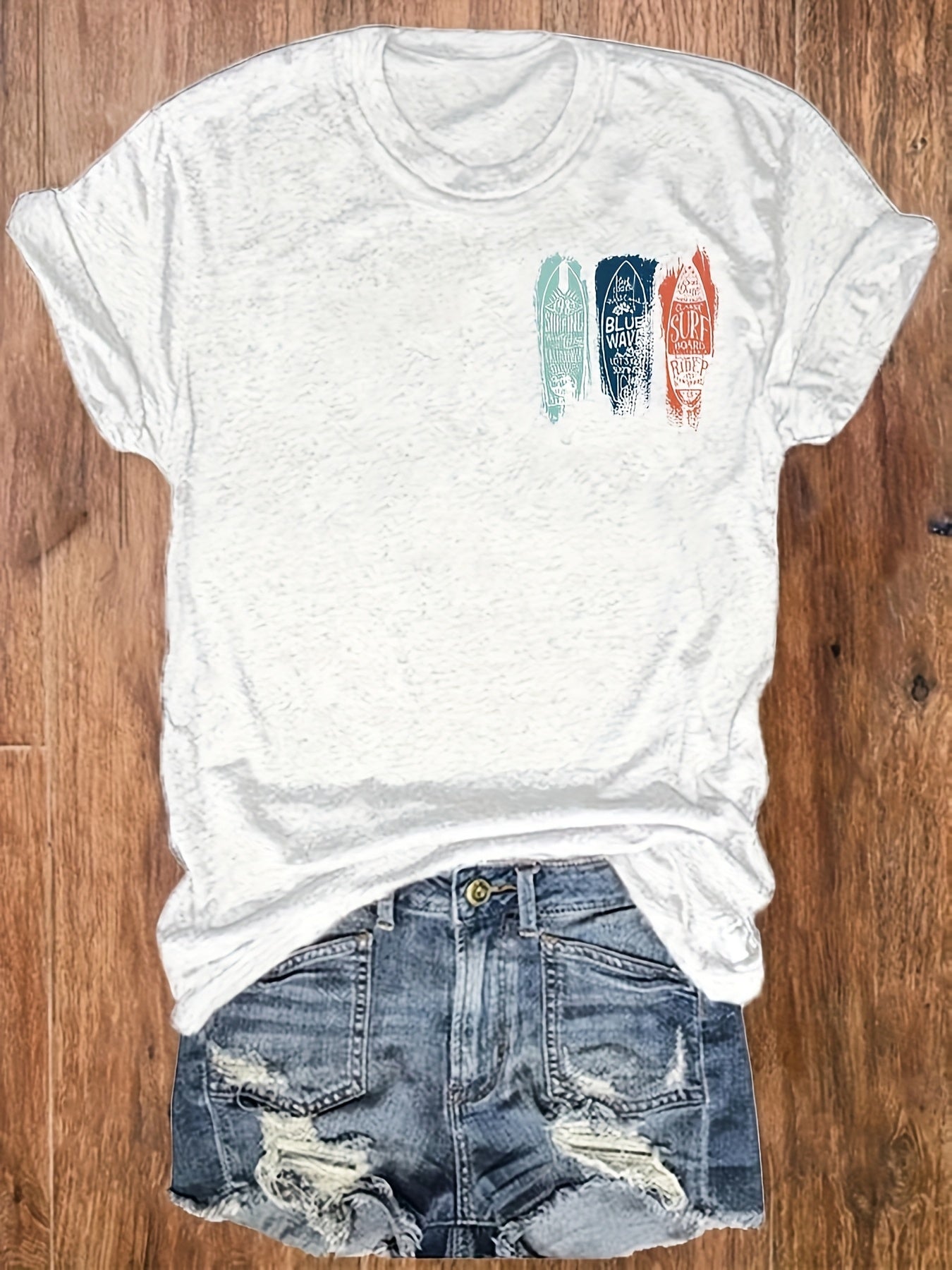 [Vintage Surf Tee] Soft Vintage Women's Surf Graphic Print T-Shirt | Crew Neck Short Sleeve Top with Beach Surfing Team Design, Machine Washable Casual Summer & Spring Tee, Beach Gear, Vacation Clothing, Laidback Style, Comfortable Tee, Surfthemed Shirt,