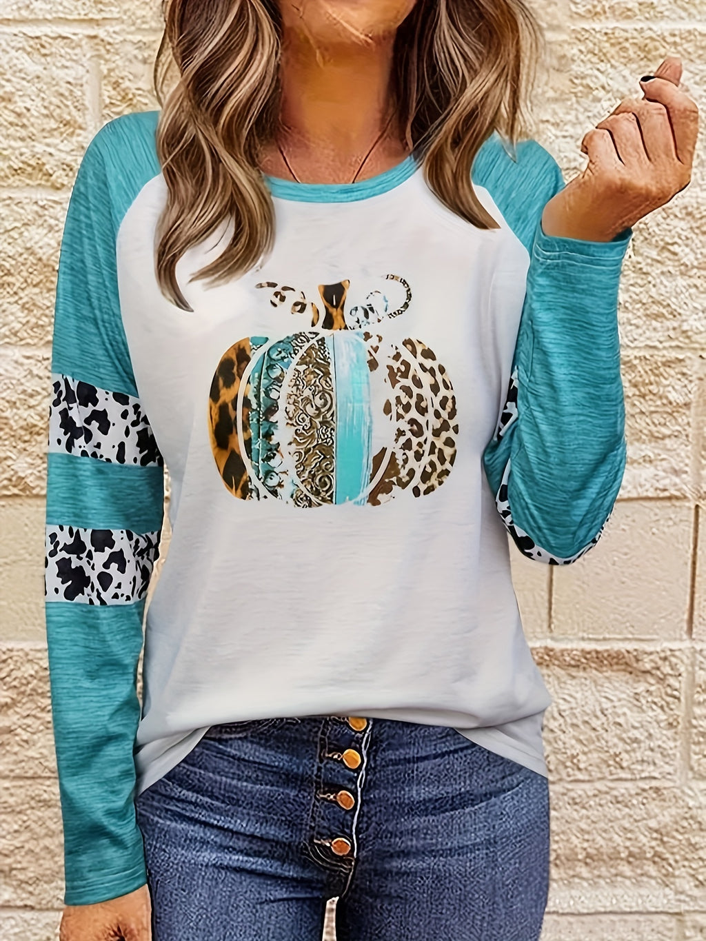 Women'S Casual Long Sleeve T-Shirt with Geometric Print - Relaxed Fit Round Neck, Machine Washable, Spring & Fall Essential for Casual Attire and Loungewear, Ladies T Shirts, Seasonal Fashion, Colorful Striped Sleeves, Comfortable Fabric