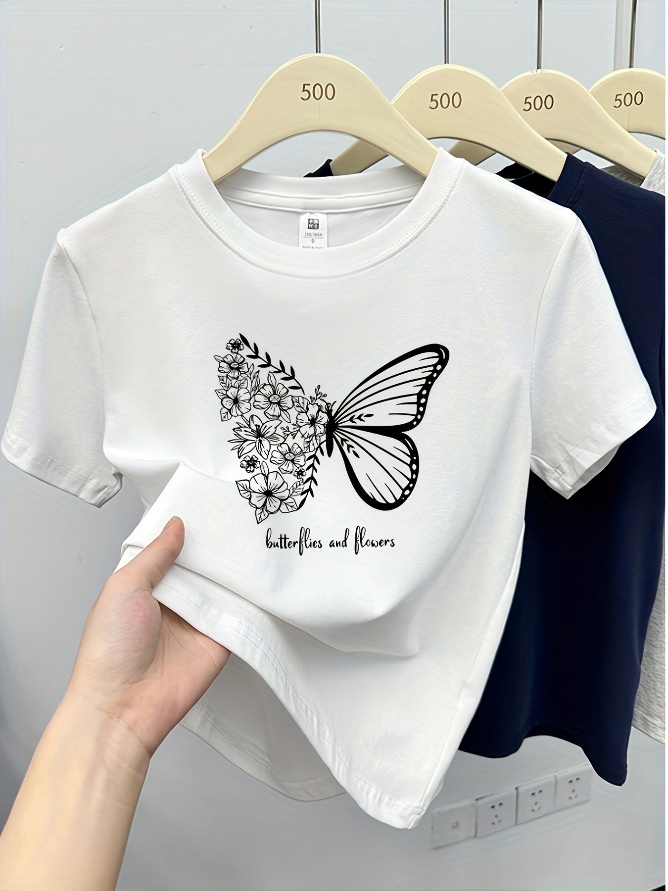 Women's Summer Butterfly Floral Print Short Sleeve T-Shirt - Light Grey Slim Fit Round Neck Casual Streetwear Top, Machine Washable Spring/Summer Fashion Tee, Butterfly Shirt, Comfortable Fabric